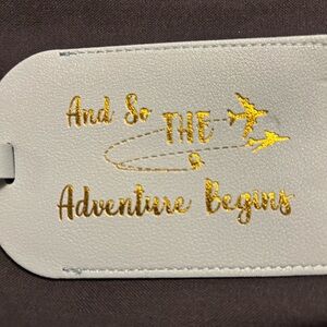 👑 Light blue luggage tag